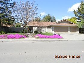 1st image of 1005 Parkgreen Dr