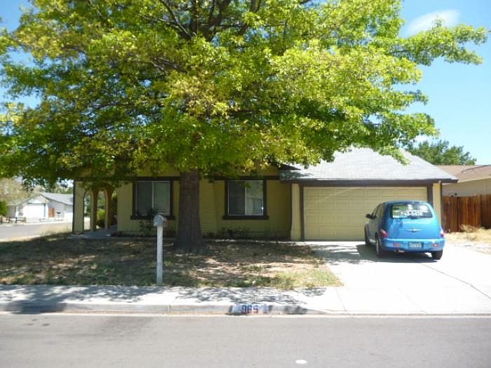 1st image of 965 Madrone Cir