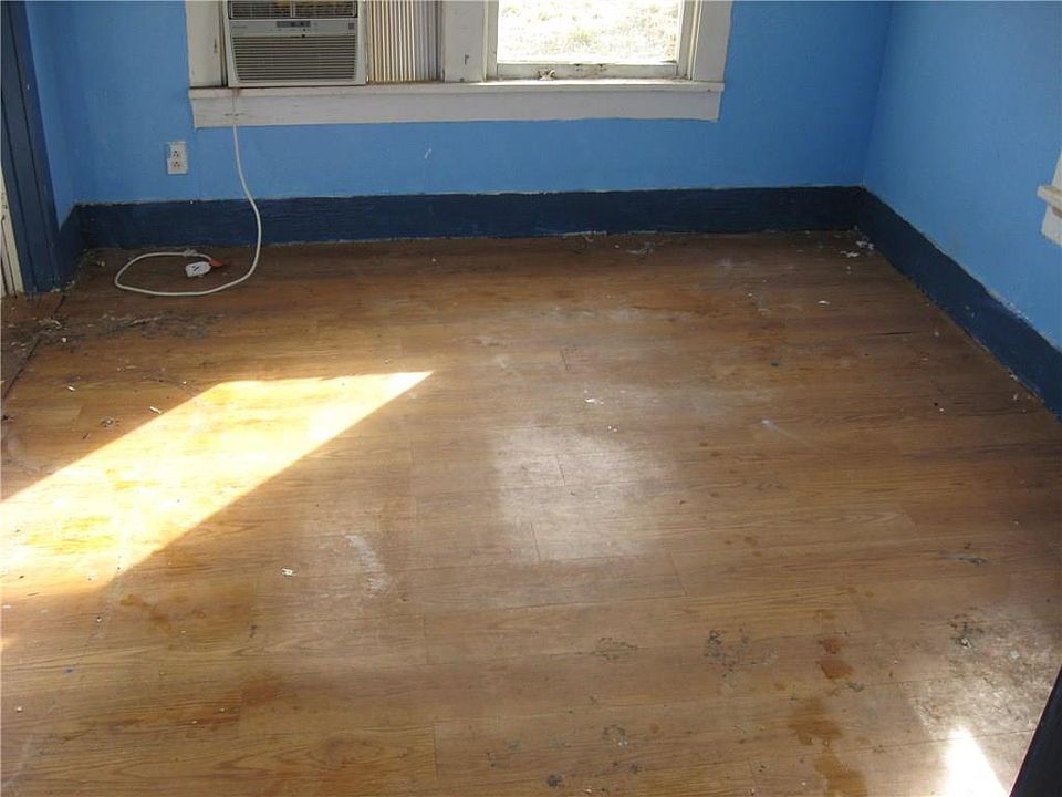 2nd image of 2217 N 5th St