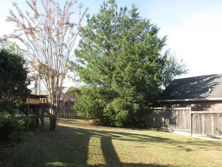 201 Apple Blossom Cir — Photo 12