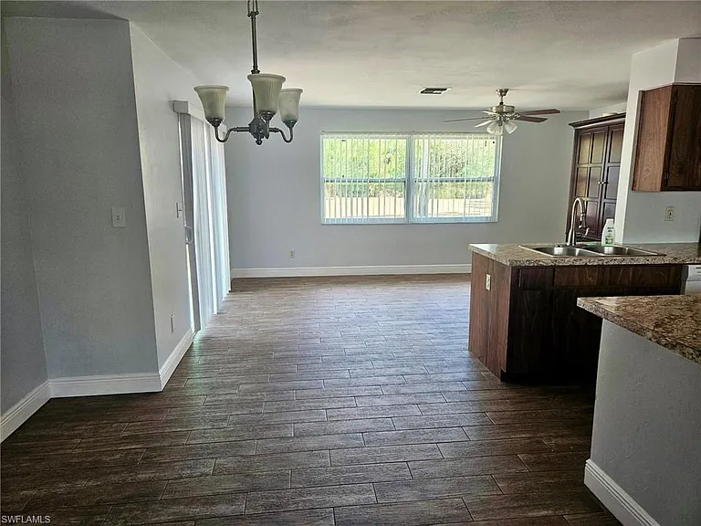 808 Greenwood Ave — Photo 5