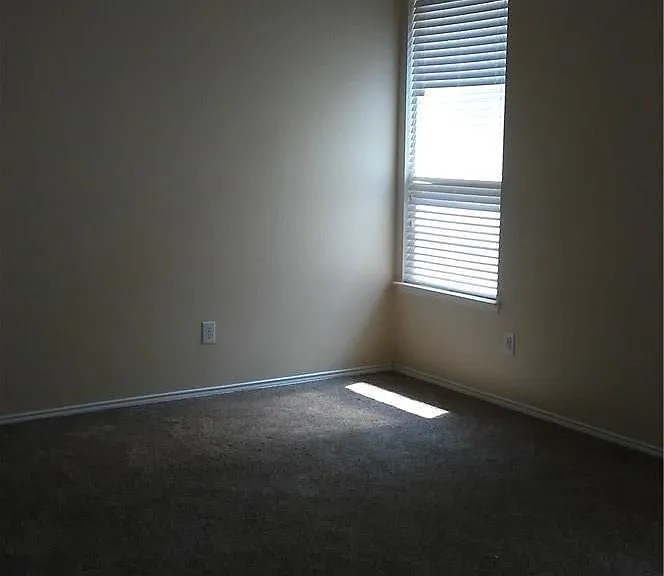 2820 Deer Ridge Dr — Photo 18