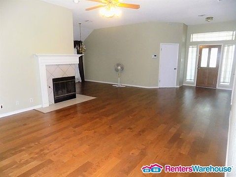 4th image of 1118 Meadow Lark Dr