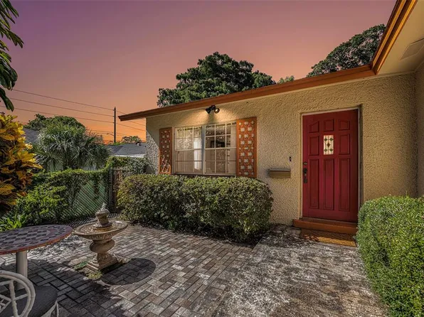 5045 Burlington Ave N, Saint Petersburg, FL 33710