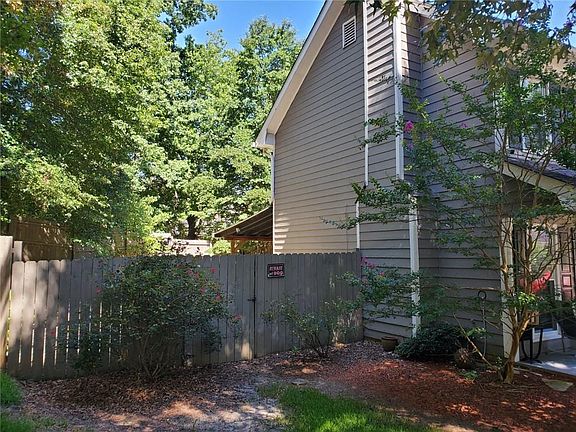 3rd image of 2055 Wolf Creek Ct