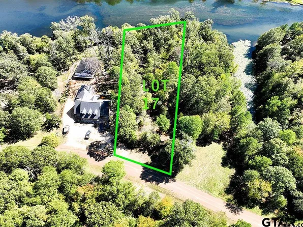 17 John Dean Rd, Gilmer, TX 75644