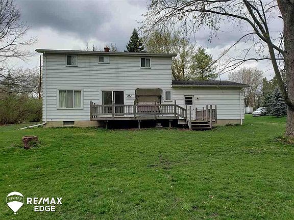 3rd image of 7181 Blankenship Cir