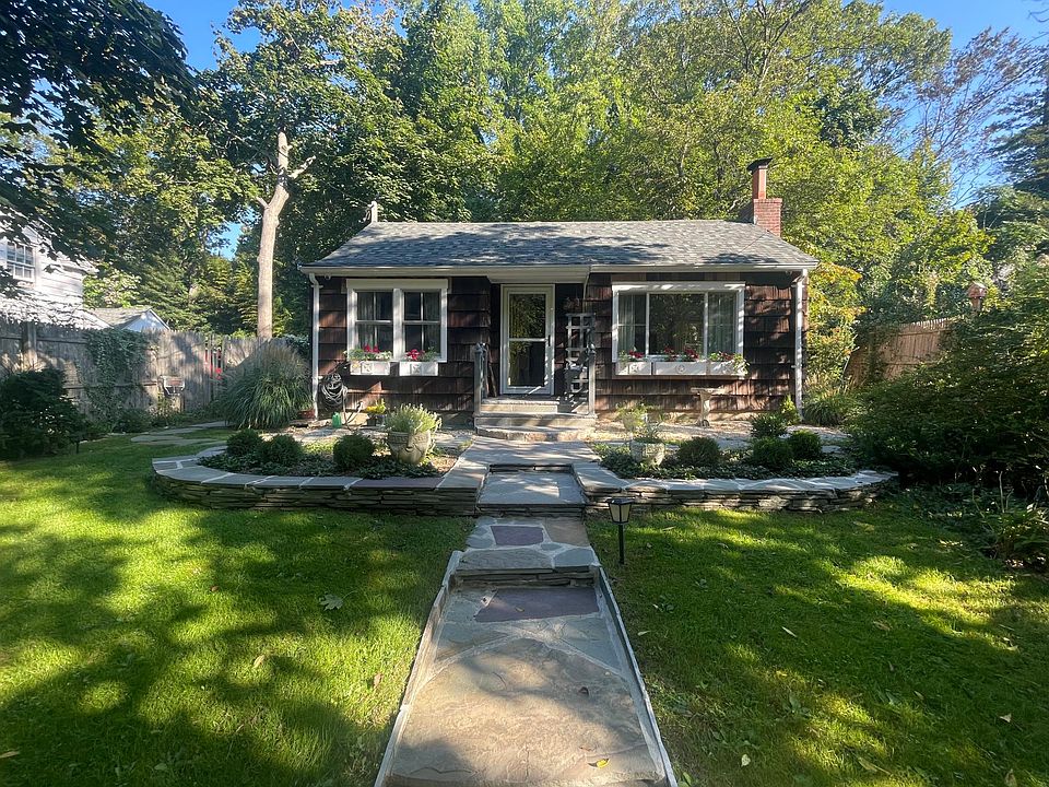 65 Hollow Rd, Stony Brook, NY 11790 Zillow