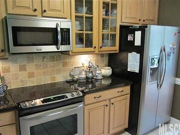 2nd image of 2634 Ironwood Dr