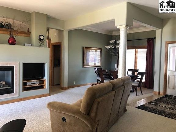 4th image of 3601 Conestoga Dr