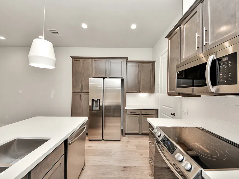 2319 Silva Park Ln — Photo 7