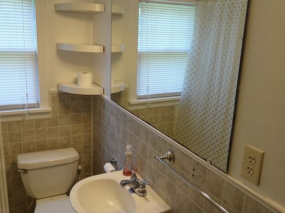 MAIN FULL BATH
