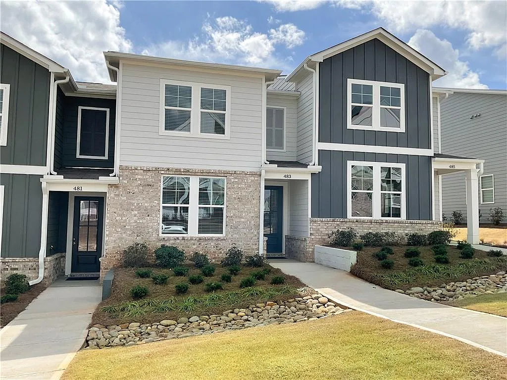3 bed, 2.5 bath, 1764 sqft, $2,050 — Photo 2