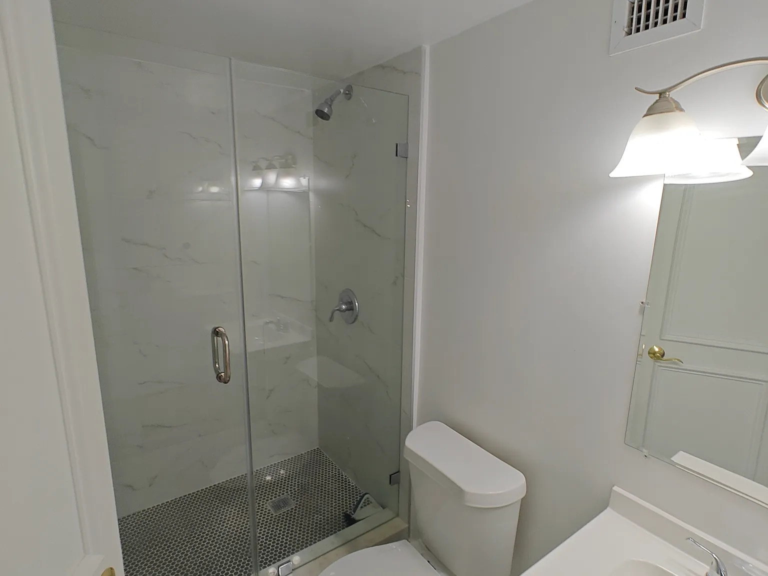 2 bed, 990 sqft, $3,200 — Photo 2