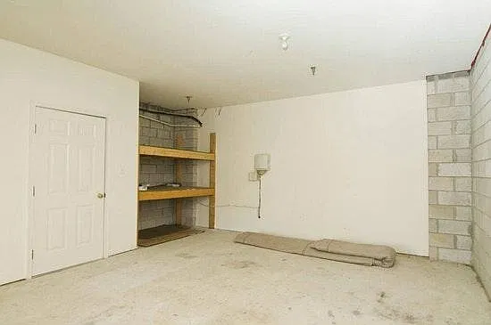 35829 S Gloucester Cir — Photo 11