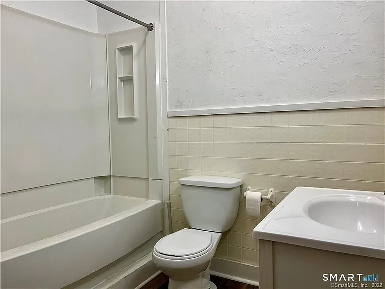 47 Windham Ave #4 — Photo 7
