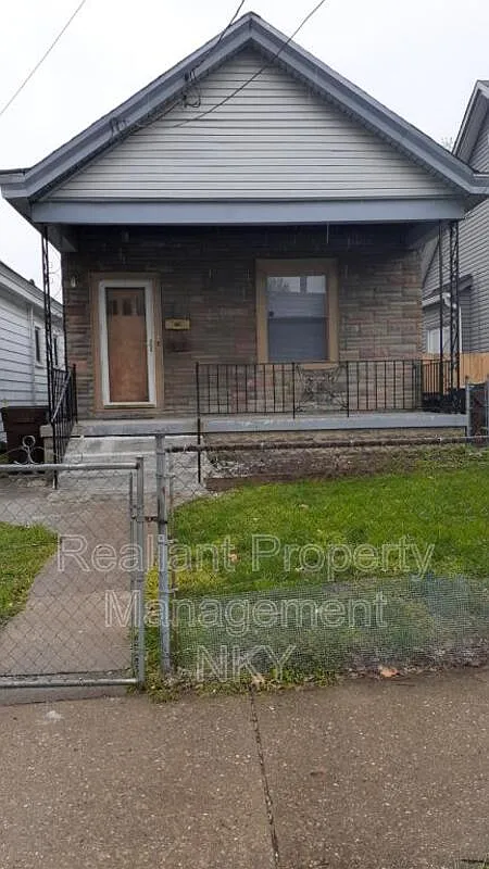 415 Baltimore Ave photo 1