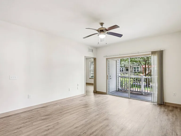 Oakleaf Plantation Apartments — Photo 57