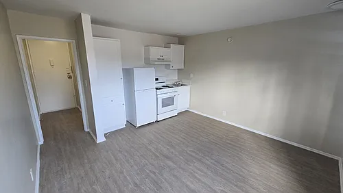 510 S Mariposa Ave #302 Photo 1