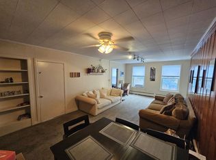 166 4th St #2, Troy, NY 12180