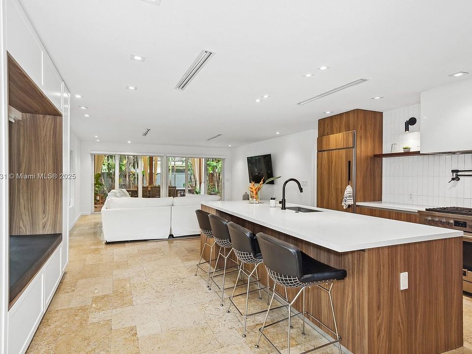ぶりっじです！12/15まで 7965 SW 136th St, Pinecrest, FL 33156 | Zillow