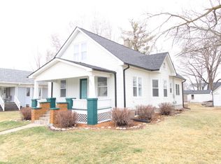 805 Walnut St, Waukee, IA 50263