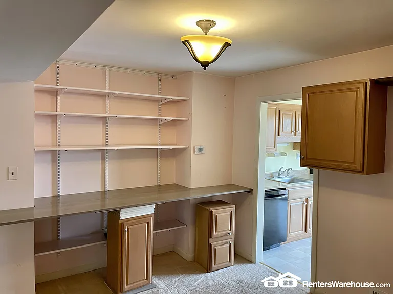 9923 Valley Park Dr — Photo 4