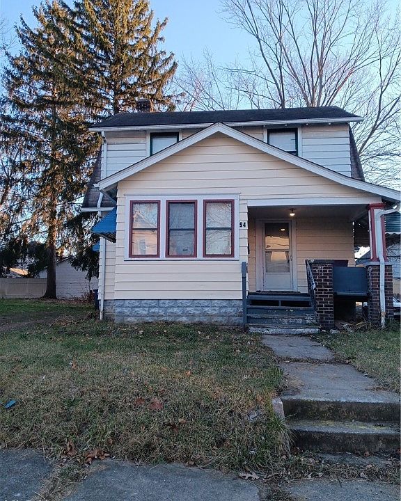 1st image of 94 Brighton Dr