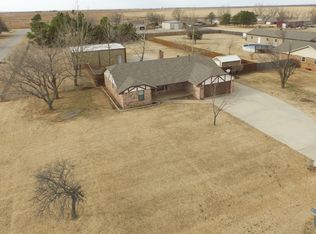 801 Skyview Dr, El Reno, OK 73036