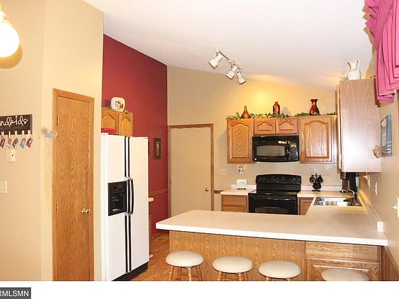 3rd image of 2848 80th Ave