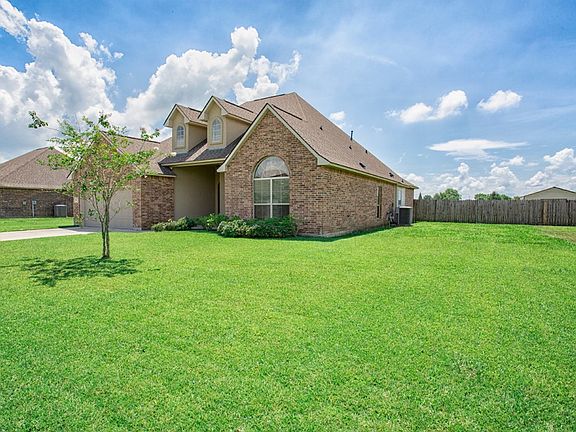 2nd image of 5123 Wildwood Dr
