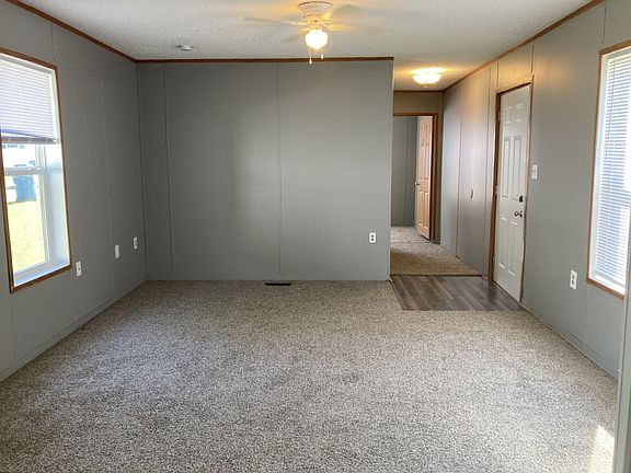 4th image of 239 Cottonwood Dr #239