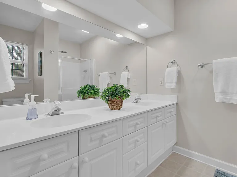 1443 Wellbrooke Ln — Photo 20