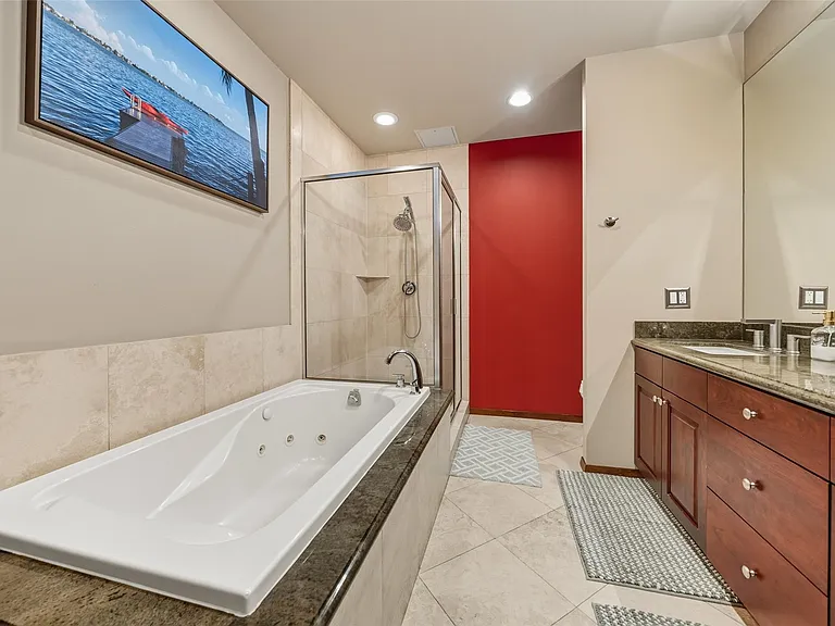 505 Bastrop St #402 — Photo 17