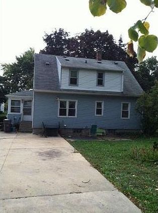 3rd image of 2438 E Denton Ave