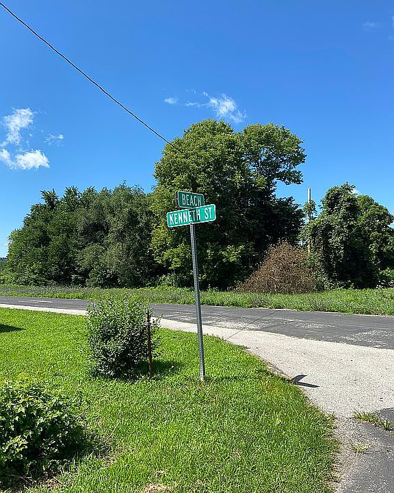 Cross streets