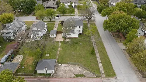 601 S Willow St — Photo 2