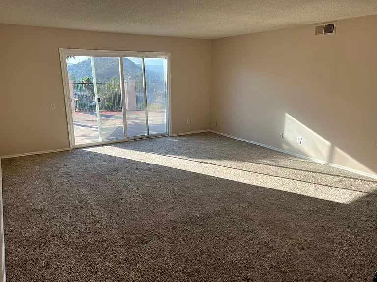 14713 Helen Park Ln — Photo 11