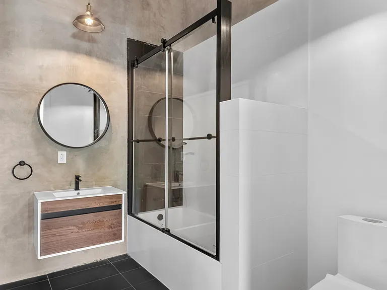 257 Bleecker St #3 — Photo 8