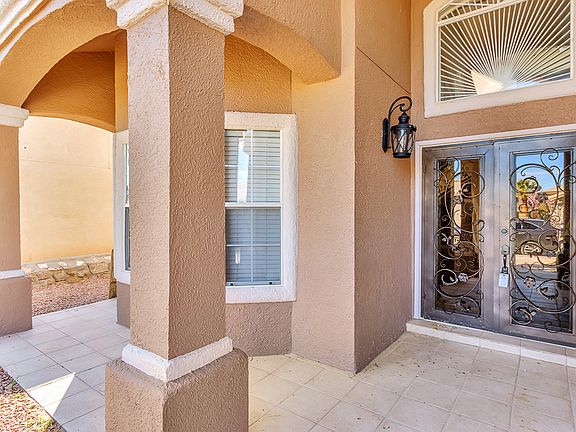 3rd image of 12320 Tierra Arroyo Dr