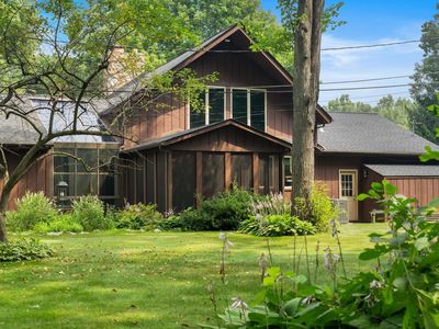 6434 Woodmire Dr, Shelby Township, MI, 48316