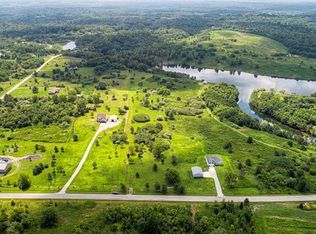 777 Turtle Bay Rd, Boonville, IN 47601