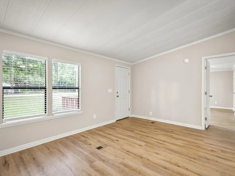 1642 Hammond Blvd — Photo 7
