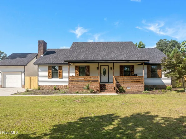 105 Heritage Drive, Washington, NC 27889