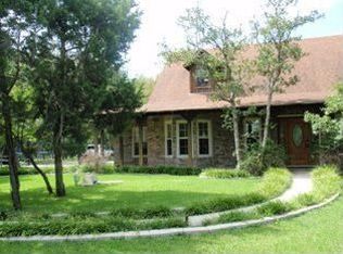 925 Winding Trl, Crawford, TX 76638