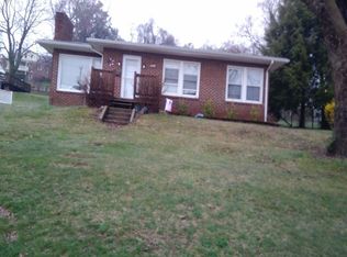 261 Jefferson St, Orange, VA 22960