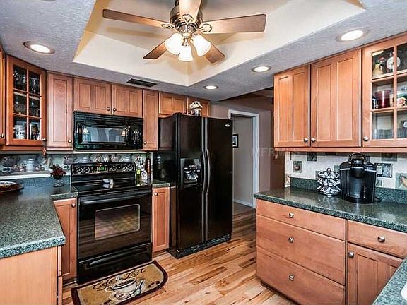 2nd image of 4527 Lake Valencia Blvd W