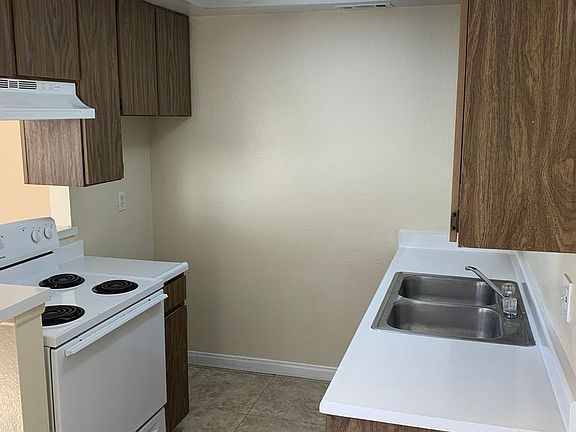 2nd image of 145 E 44th St APT 106