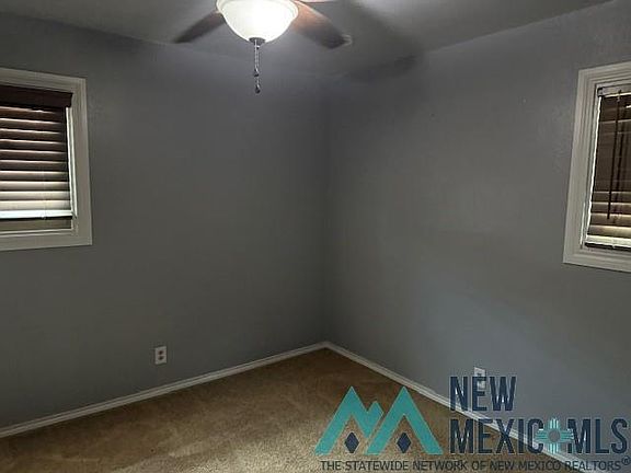 4th image of 211 N Elm St