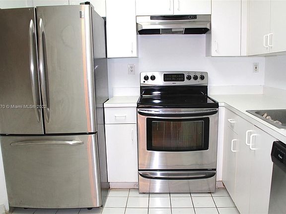 2nd image of 3300 NE 191st St APT 1903